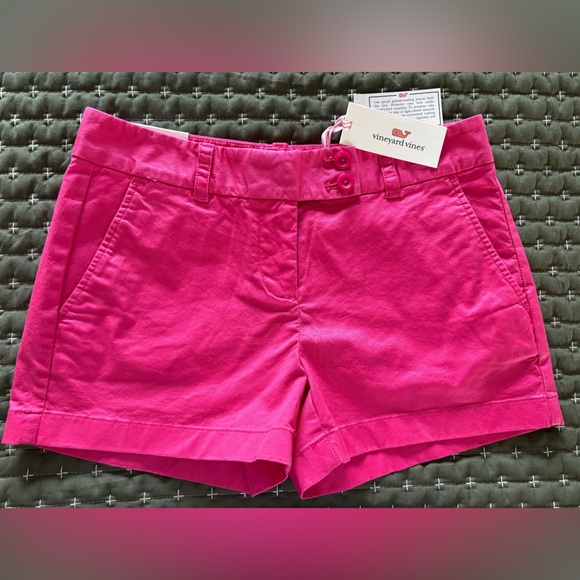 Pink (Rhododendron) Vineyard Vines Women's Dayboat Shorts, Size 0
NWT - Picture 5 of 8